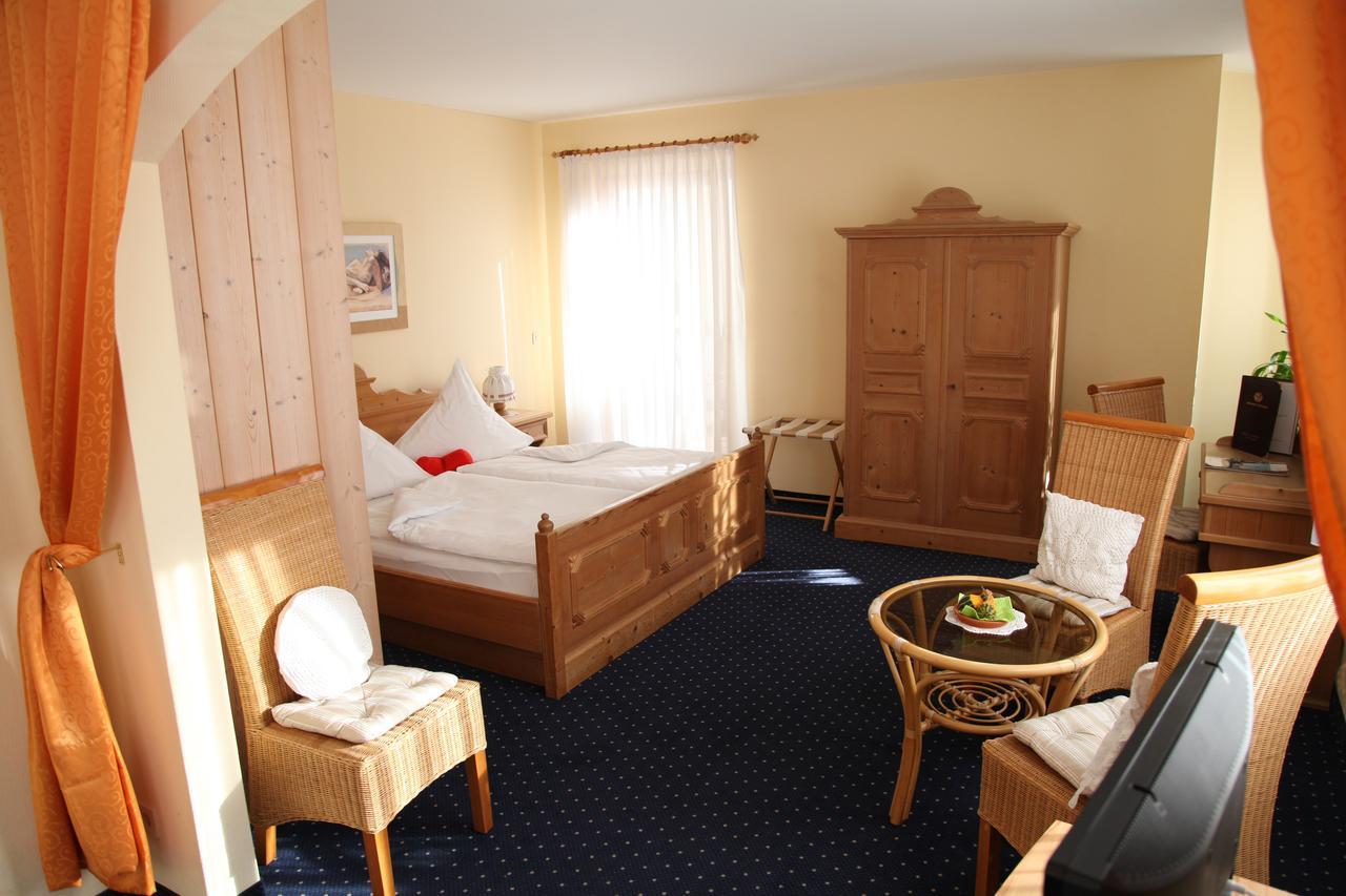 Brucker Gastehaus Hotel Fuerstenfeldbruck Luaran gambar